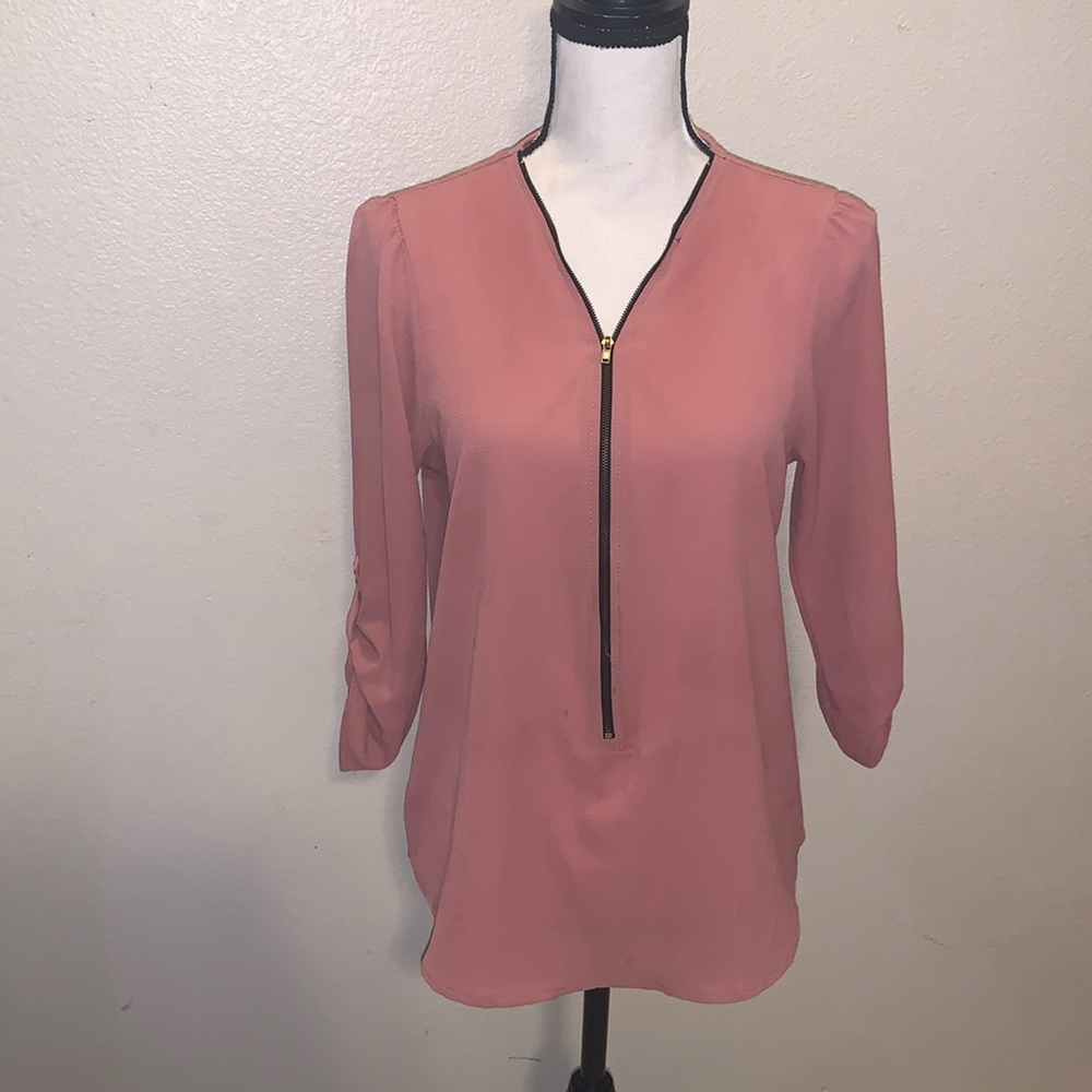 Love Spell pink zip up v-neck 3/4 sleeve blouse